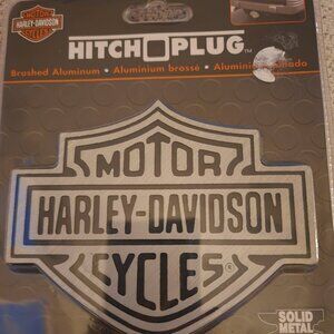 Harley Davidson hitch plug